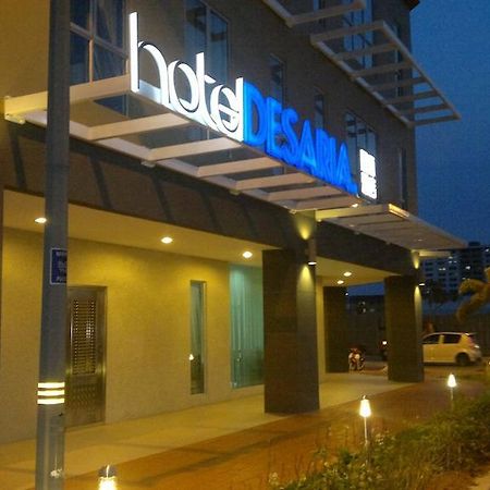 Hotel Desaria Petaling Jaya Extérieur photo