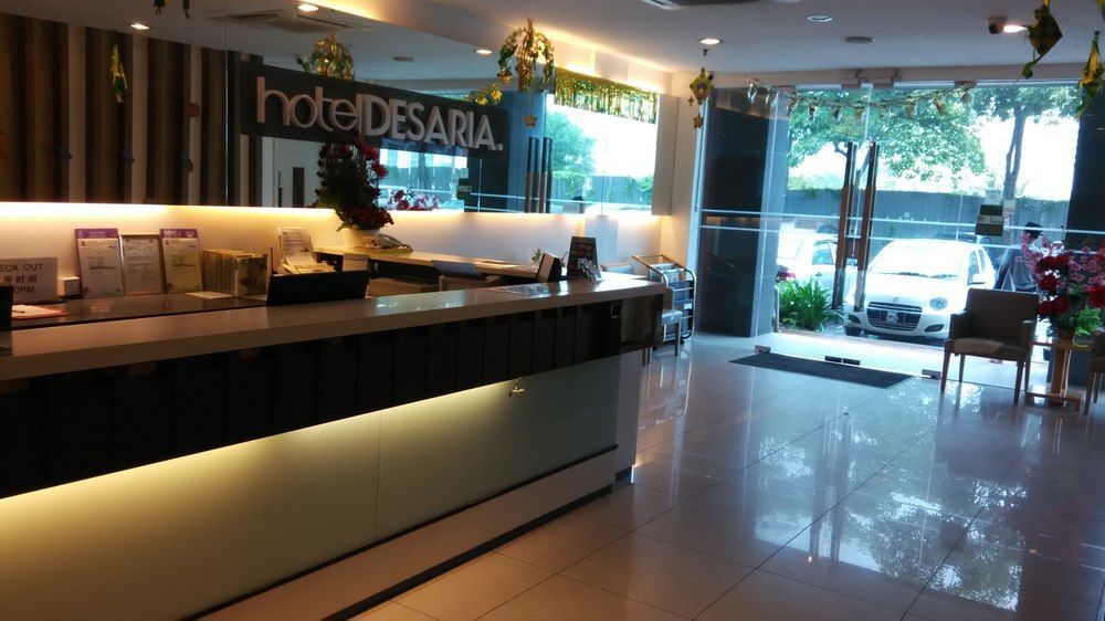 Hotel Desaria Petaling Jaya Extérieur photo