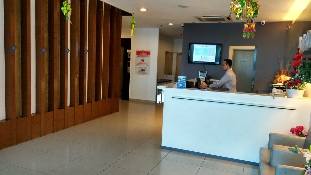 Hotel Desaria Petaling Jaya Extérieur photo