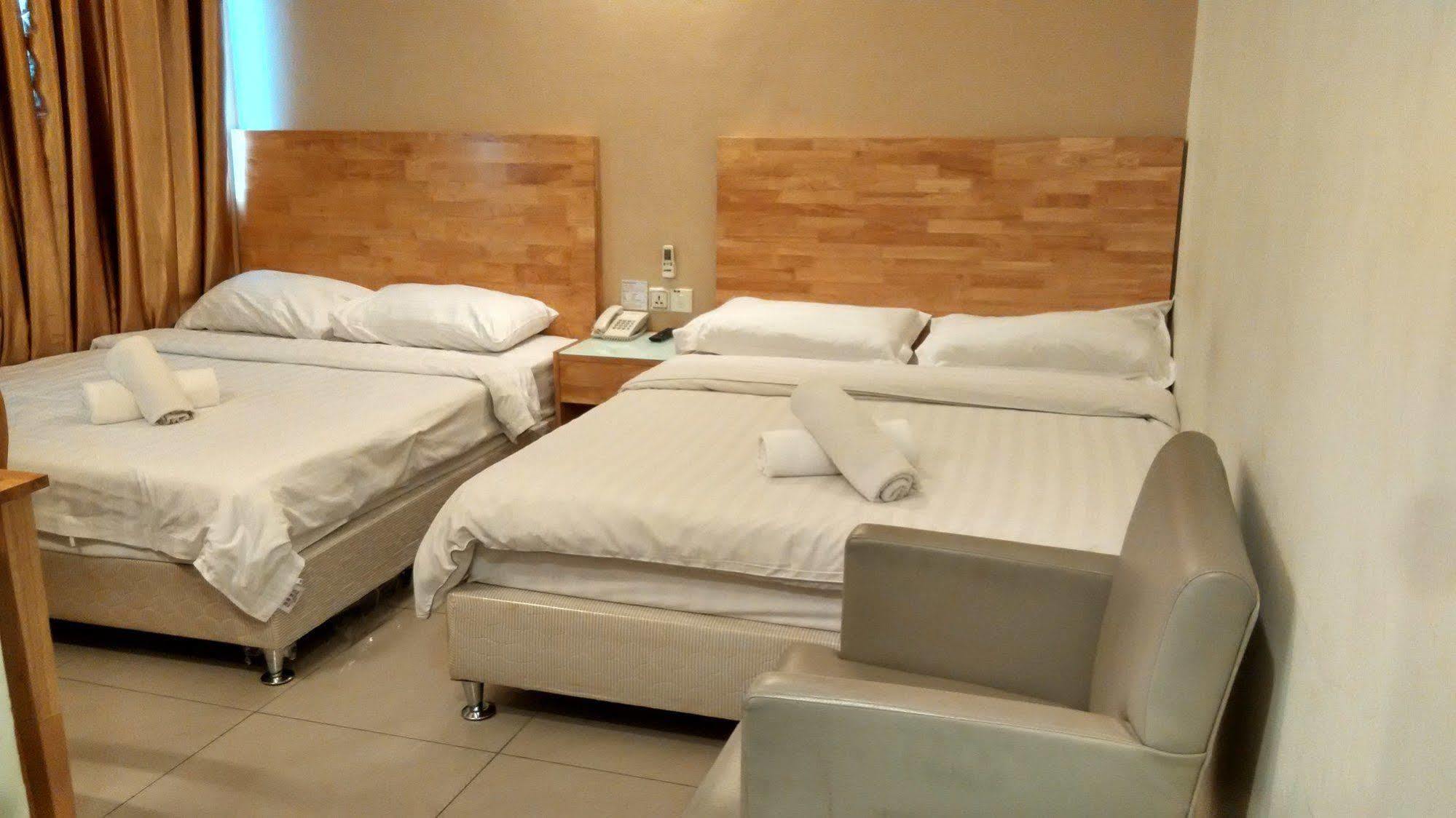Hotel Desaria Petaling Jaya Extérieur photo
