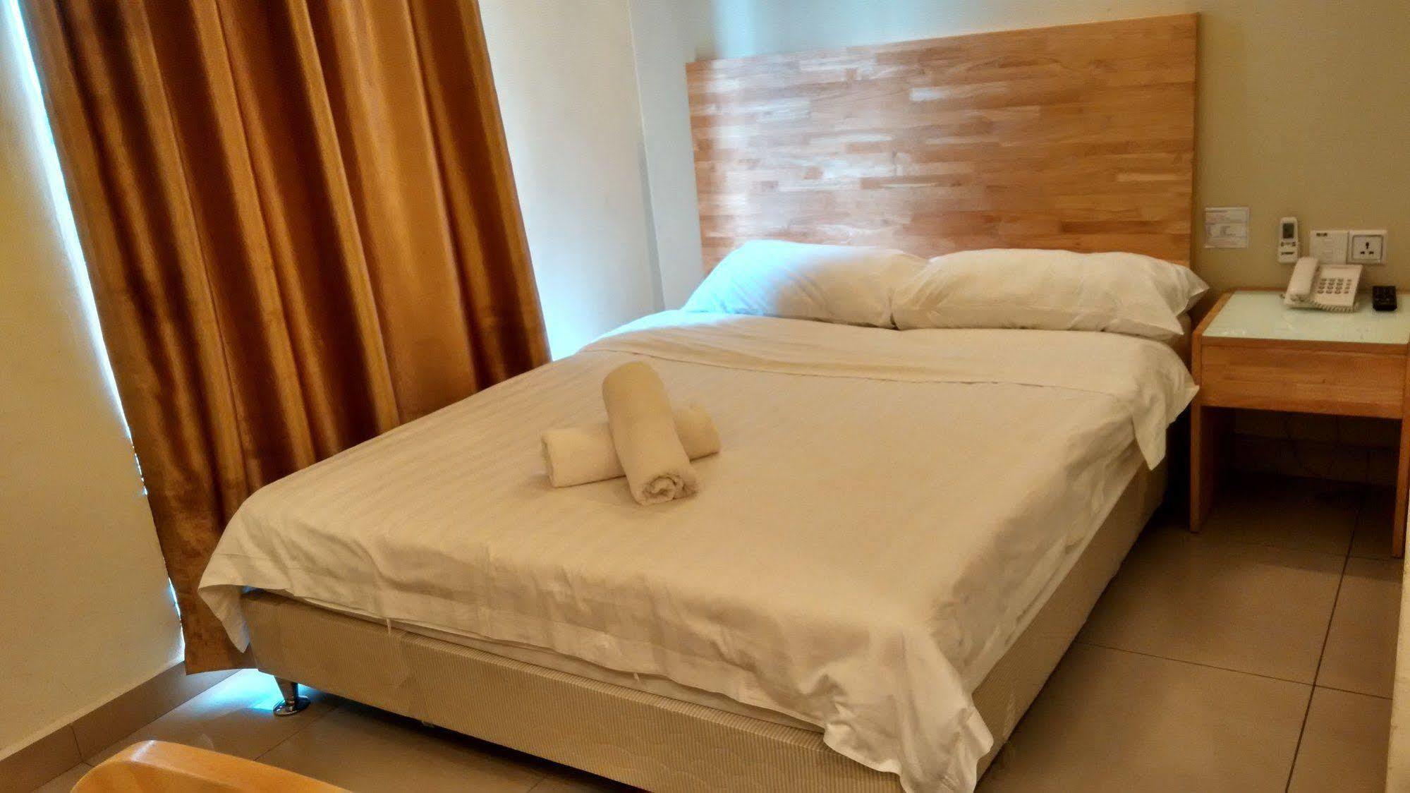 Hotel Desaria Petaling Jaya Extérieur photo